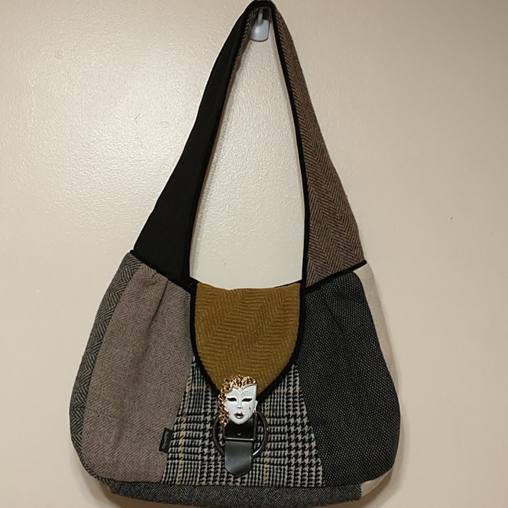 baabaaZuzu Wool Patchwork Upcycled Purse - Picture 2 of 14